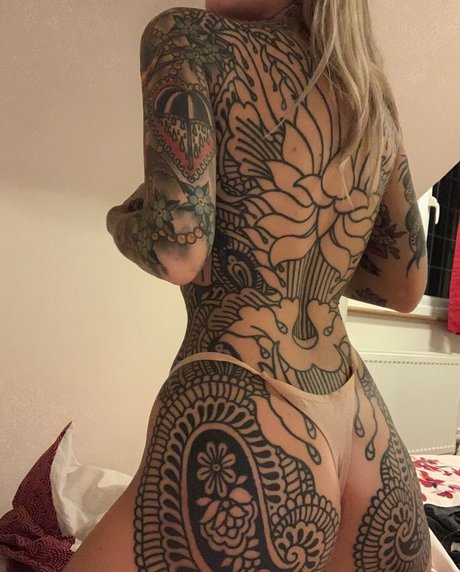 Foto di nudo di fuga di OnlyFans di Semcbutnaked