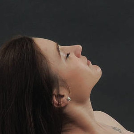Foto di nudo di fuga di OnlyFans di Alexandra Sacuiu