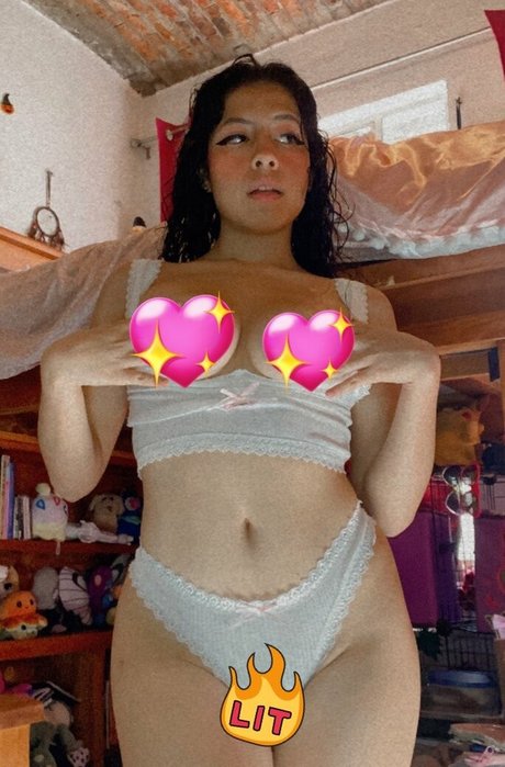Foto di nudo di fuga di OnlyFans di Pao Reyes
