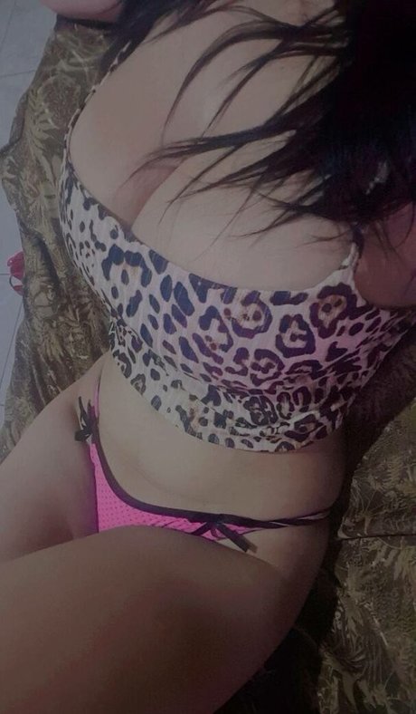 Foto di nudo di fuga di OnlyFans di Bellah Camargo