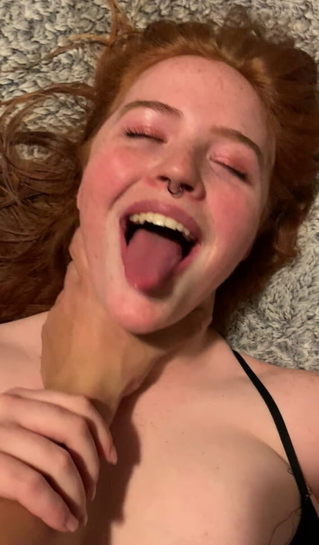 Foto di nudo di fuga di OnlyFans di Gingered