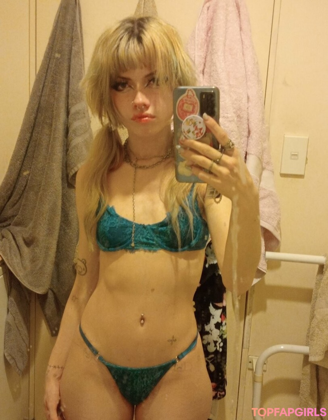 Foto di nudo di fuga di OnlyFans di Allmyheartbear #39 Foto di nudo di fuga di OnlyFans di Allmyheartbear #39