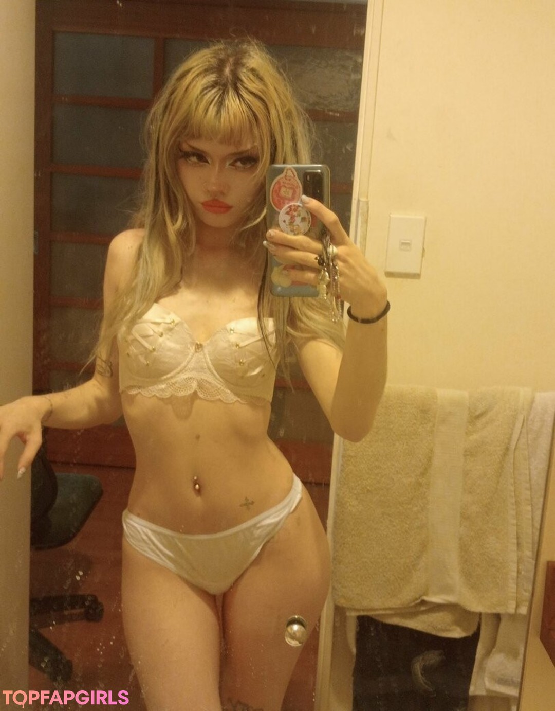 Foto di nudo di fuga di OnlyFans di Allmyheartbear #67 Foto di nudo di fuga di OnlyFans di Allmyheartbear #67