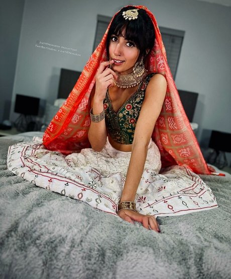 Foto di nudo di fuga di OnlyFans di Aaliyah Yasin