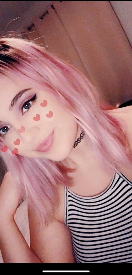 Foto di nudo di fuga di OnlyFans di Ravebaby