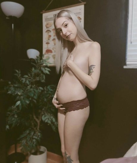 Foto di nudo di fuga di OnlyFans di Scarlettmoon13