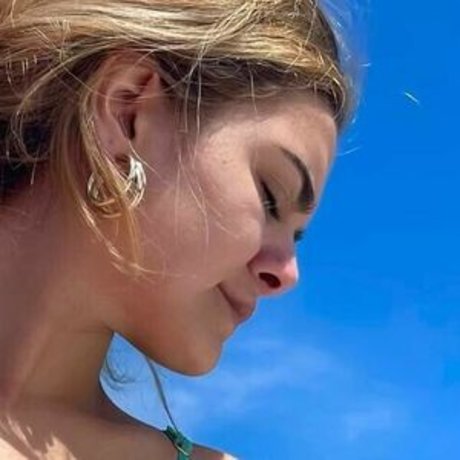Foto di nudo di fuga di OnlyFans di Katie Bug