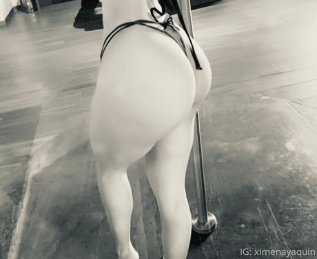 Foto di nudo di fuga di OnlyFans di Ximena Yaquin