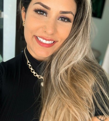 Foto di nudo di fuga di OnlyFans di Amanda Mourao