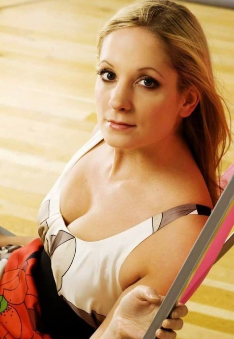 Joanne Froggatt