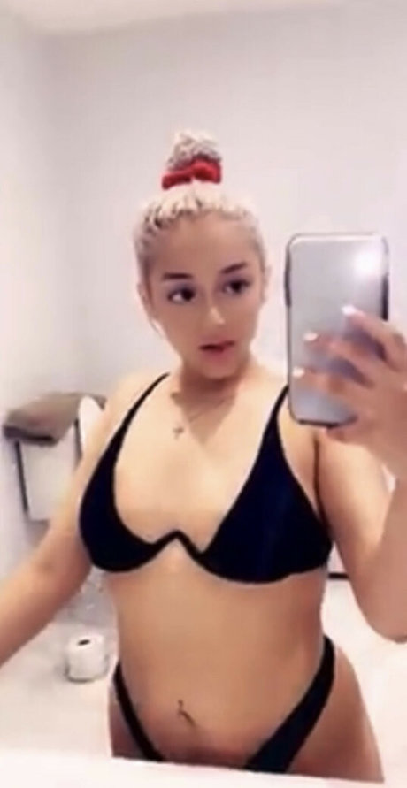 Foto di nudo di fuga di OnlyFans di Paige Polanco