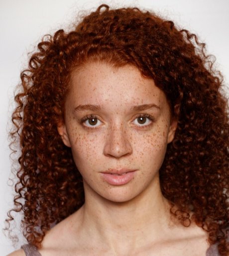 Foto di nudo di fuga di OnlyFans di Erin Kellymen