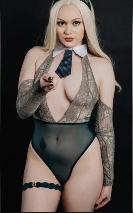 Foto di nudo di fuga di OnlyFans di Queenofarkhamcity