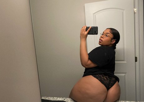 Foto di nudo di fuga di OnlyFans di Angelsellsss