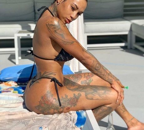 Flyyytattedsky