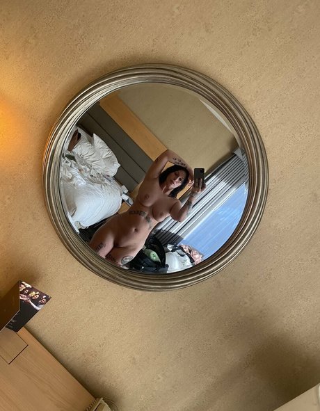 Foto di nudo di fuga di OnlyFans di Dennysgrandsam