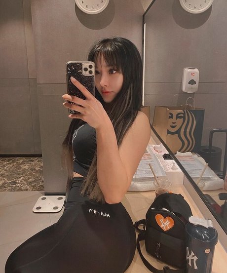 Songyuxin Hitomi