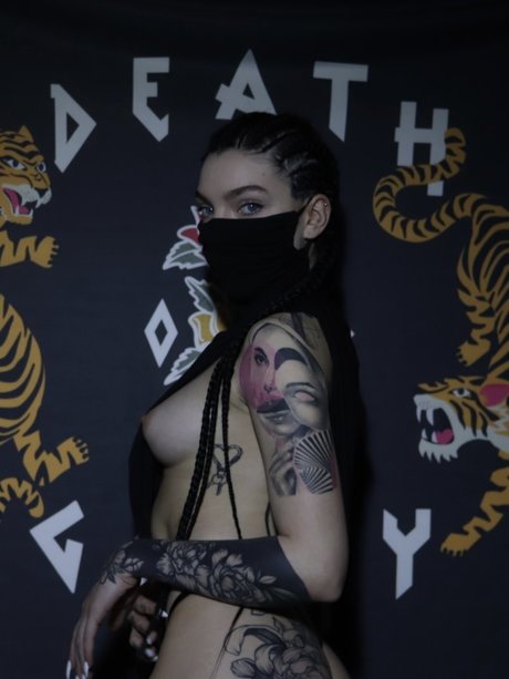 Foto di nudo di fuga di OnlyFans di Doga Tumer