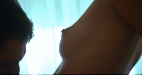 Foto di nudo di fuga di OnlyFans di Maggie Q