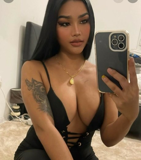Foto di nudo di fuga di OnlyFans di Crazymeena