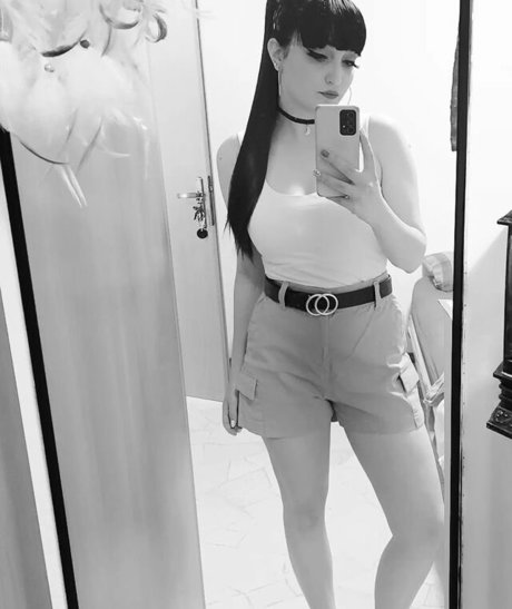 Foto di nudo di fuga di OnlyFans di Marta