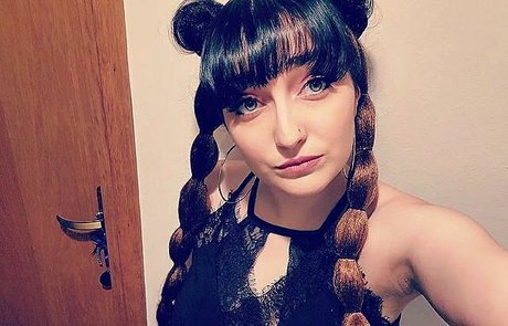Foto di nudo di fuga di OnlyFans di Marta