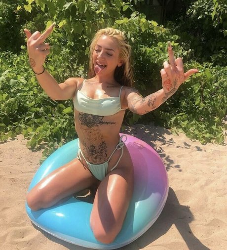 Foto di nudo di fuga di OnlyFans di Inked Angel