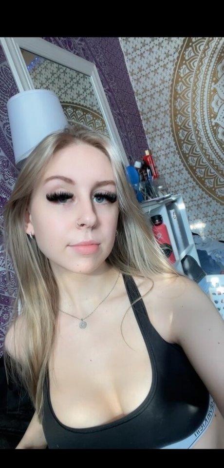 Foto di nudo di fuga di OnlyFans di Notasobviouslyyy