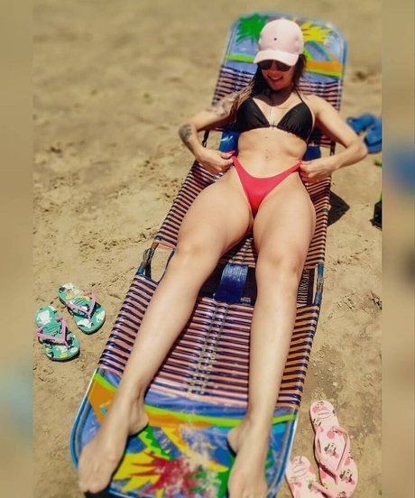 Foto di nudo di fuga di OnlyFans di Josy Mazuhi