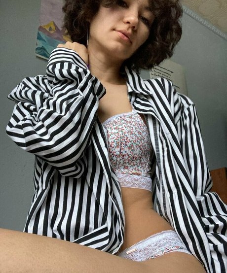 Adorable Dina