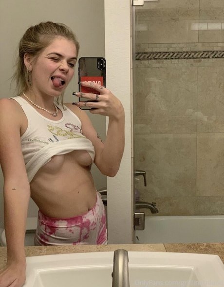 Foto di nudo di fuga di OnlyFans di Griffinarnlund