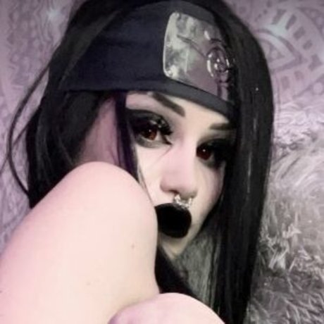 Foto di nudo di fuga di OnlyFans di Eeriebxby