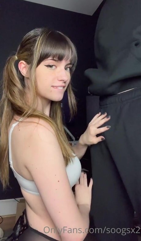 Foto di nudo di fuga di OnlyFans di Cumpilations