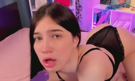Foto di nudo di fuga di OnlyFans di Maryybrooks