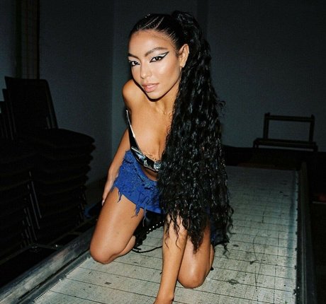 Foto di nudo di fuga di OnlyFans di Any Gabrielly