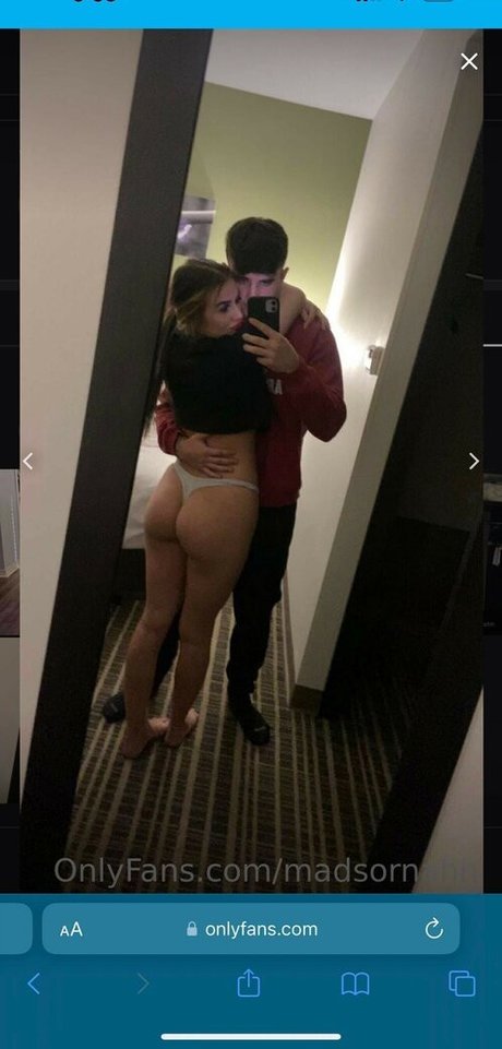 Foto di nudo di fuga di OnlyFans di Madsornahh