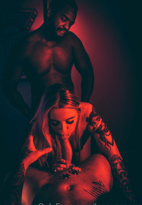 Lacey Amour