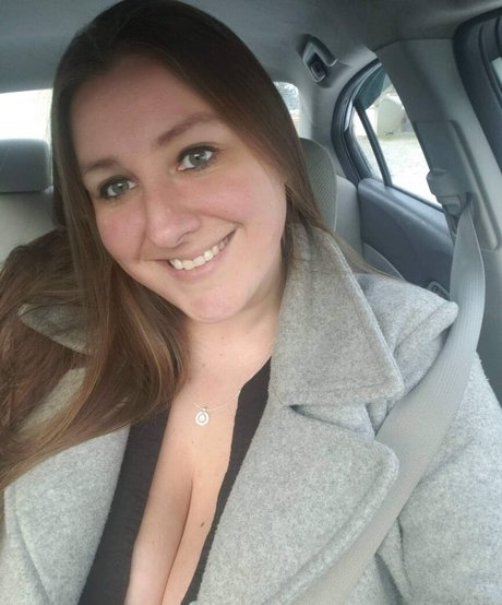 Foto di nudo di fuga di OnlyFans di Caityy Cakesss