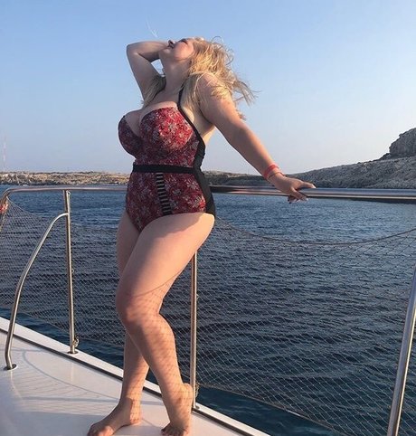 Foto di nudo di fuga di OnlyFans di Julia Chegodar