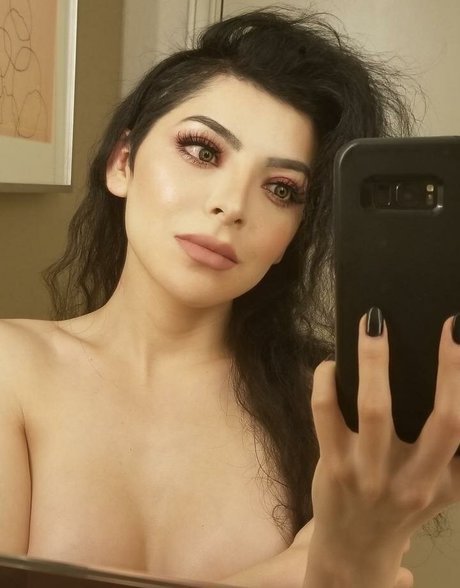 Foto di nudo di fuga di OnlyFans di Xena Lablanc