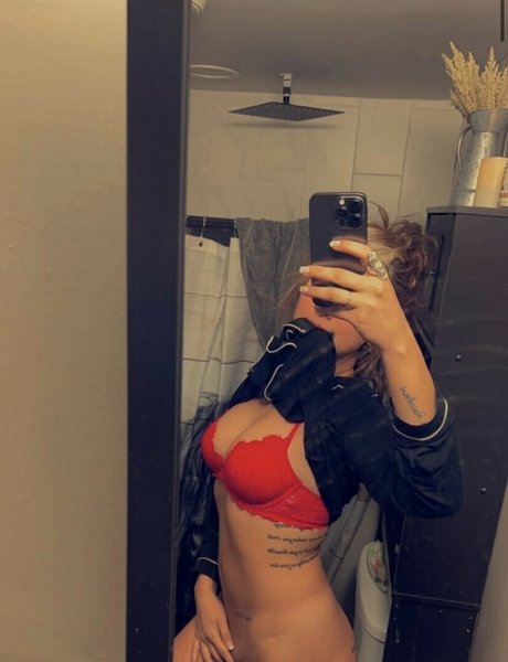 Foto di nudo di fuga di OnlyFans di Eve Haddox