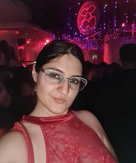 Foto di nudo di fuga di OnlyFans di Ann Cygnus