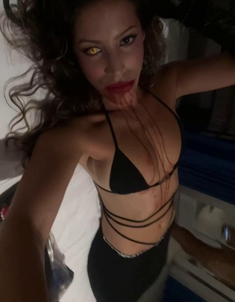 Foto di nudo di fuga di OnlyFans di Samantha Katie James