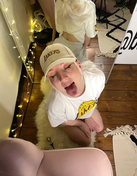 Foto di nudo di fuga di OnlyFans di Babychar17