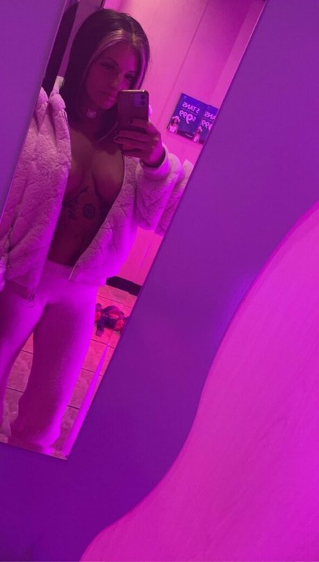 Foto di nudo di fuga di OnlyFans di Smashleyyyy