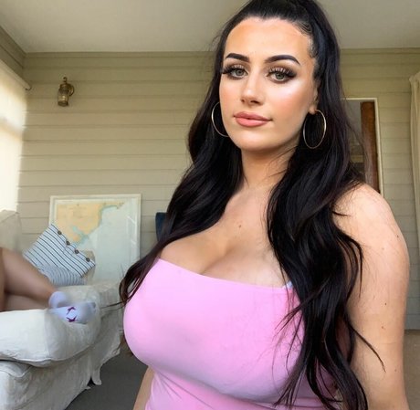Foto di nudo di fuga di OnlyFans di Ciara Lennon