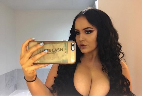 Foto di nudo di fuga di OnlyFans di Tayla Cooper