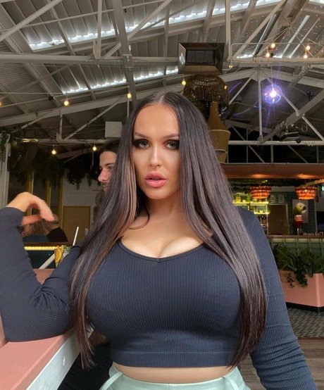 Tayla Cooper