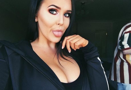 Foto di nudo di fuga di OnlyFans di Tayla Cooper