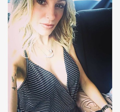 Foto di nudo di fuga di OnlyFans di Roberta Carbonari Muzy